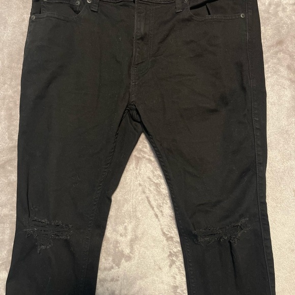 Black Hollister skinny jeans. Size 36 . (W/ rips) - Picture 7 of 7